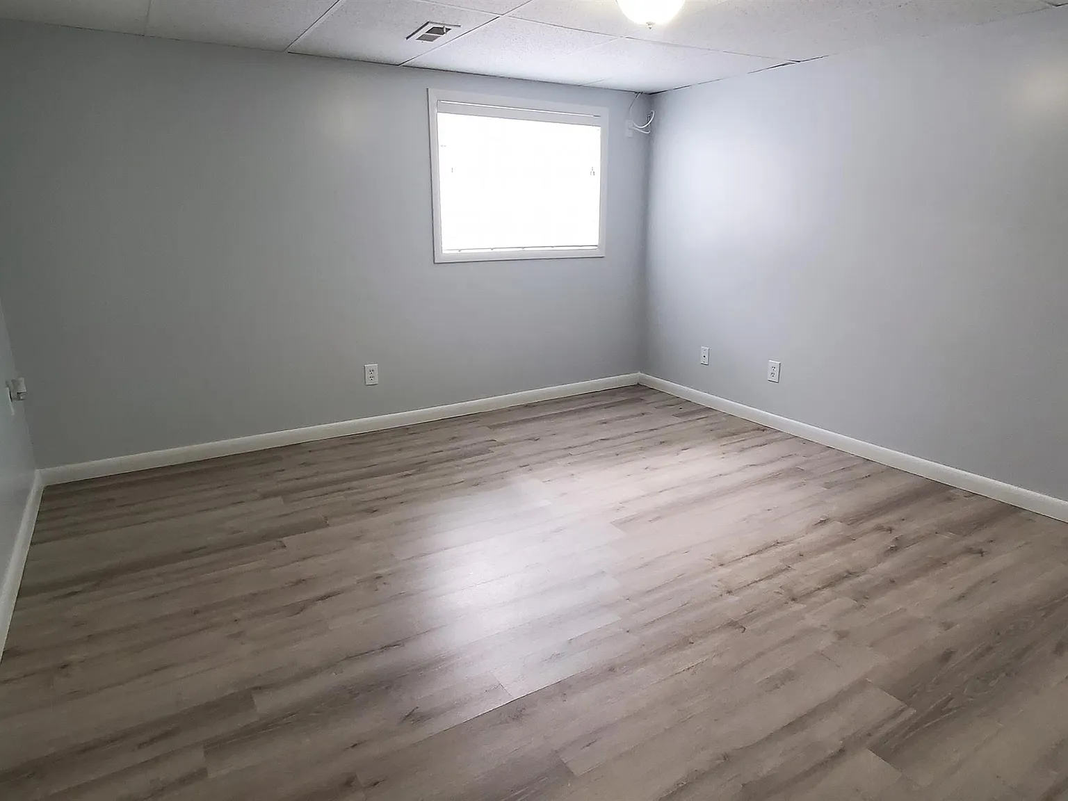 4694 S Lemonwood Cir - B — Photo 2