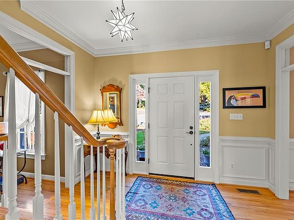 3rd image of 5124 Carversham Ct