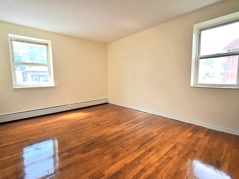 58 Underwood St #B7 — Photo 6
