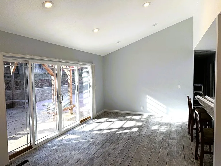 5485 Mesa Rd — Photo 9