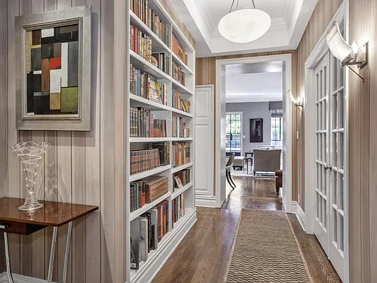 Sold by Sotheby's International Realty | media 22