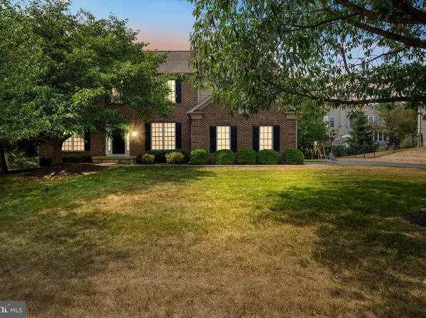 2809 Mountain Laurel Dr, Furlong, PA 18925