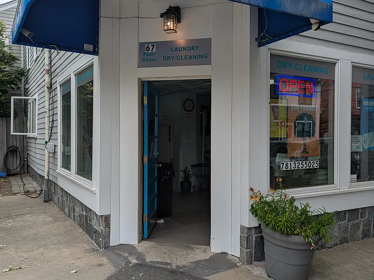 219 Green St #3 — Photo 12