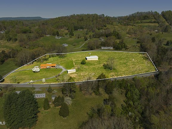 3rd image of 1236 Dunlap Rd