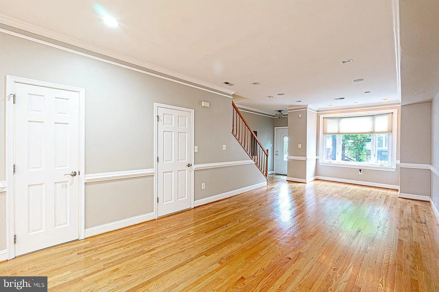 4 bed, 2172 sqft, $3,600 — Photo 2