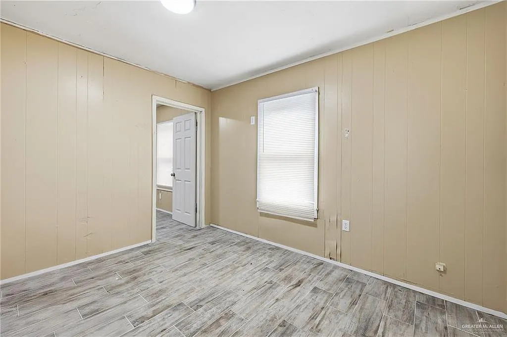 1 bed, 1.0 bath, 350 sqft, $650 — Photo 3