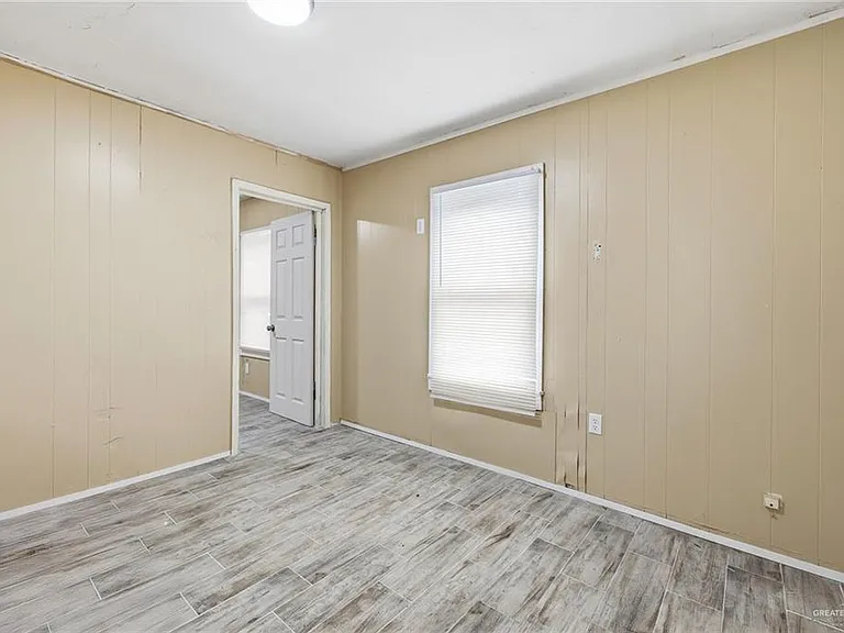 525 N 20th St #F — Photo 3