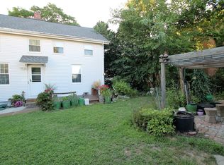 115 N Bend St #2ND, Pawtucket, RI 02860