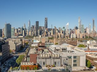 3 Court Sq APT 801, Long Island City, NY 11101