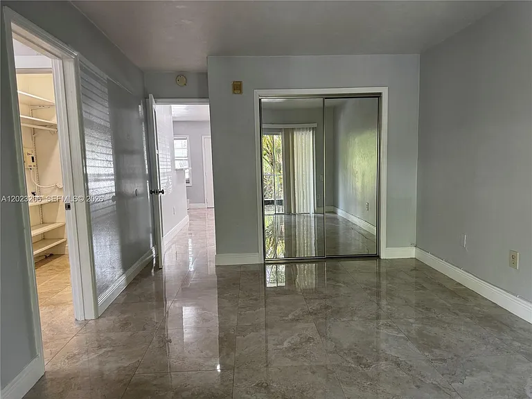 1860 Venice Park Dr #107 — Photo 17