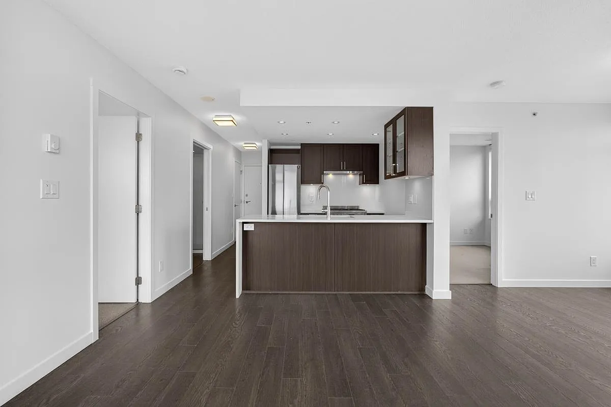 Building Photo - 5470 Ormidale St #2708