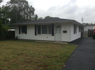 63 Monroe St, Keyport, NJ 07735