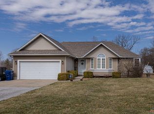 19771 Ridge Crest Pl, Sedalia, MO 65301