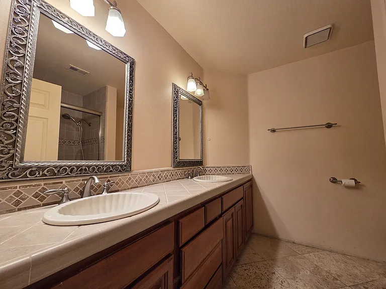 20376 Bickford Dr — Photo 17