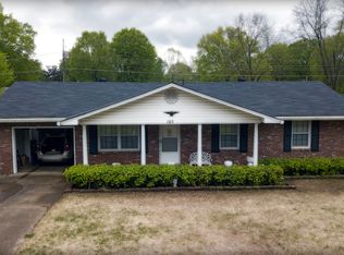 105 Cloverdale Blvd, Searcy, AR 72143