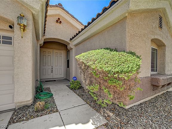 5th image of 2201 Double Tree Ave