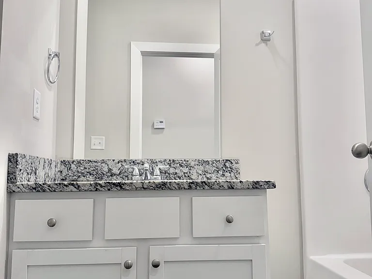 1426 N Azena St — Photo 10