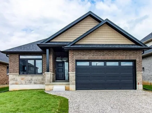 82 Duchess Dr, Norfolk County, ON N4B 3E5