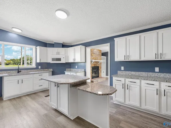 2064 Needmore Rd, Albertville, AL 35950