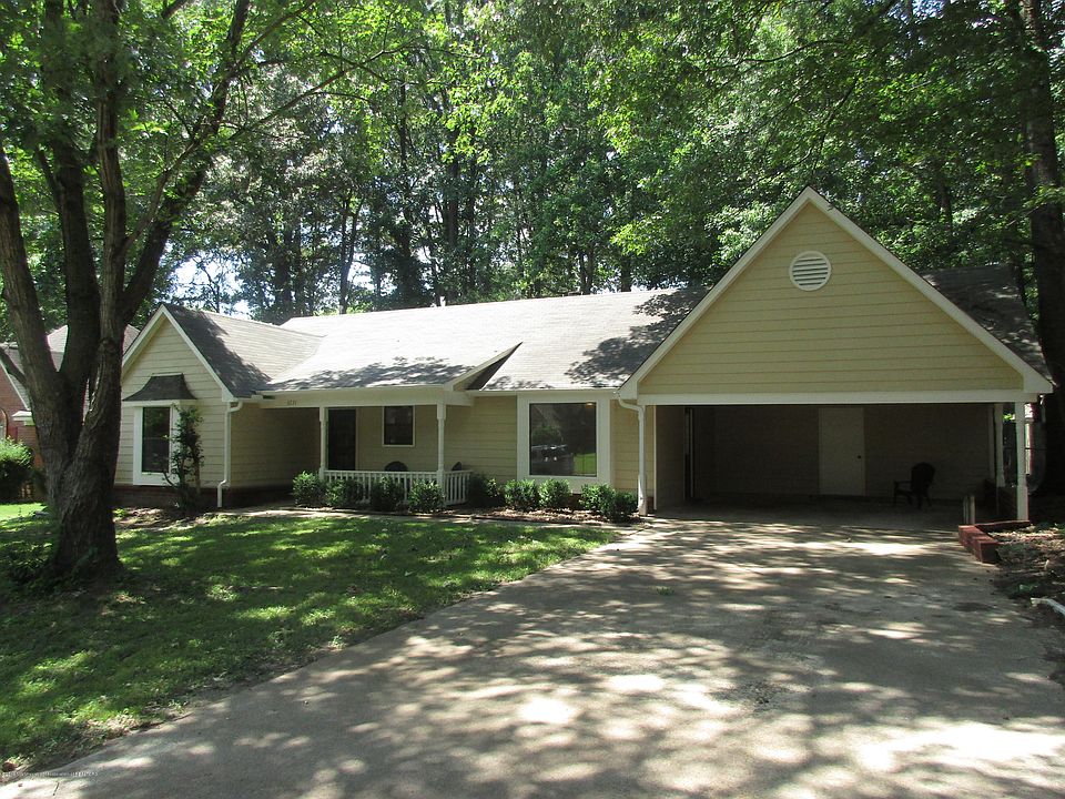 1st image of 6731 Hickory Crest Dr