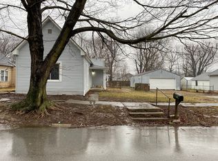 303 S California St, North Salem, IN