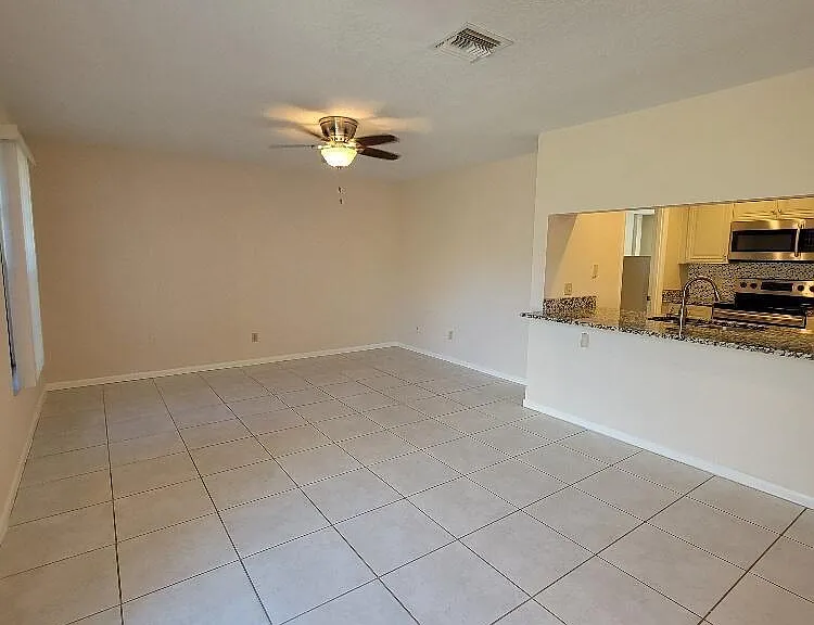 1087 Goldenrod Rd — Photo 5