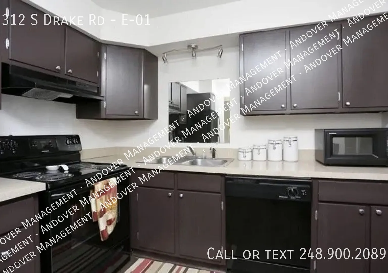 Country Club Park Apartments - Lower Level — Photo 1