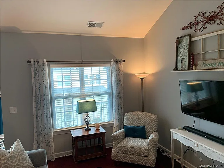 14722 Inter Milan Way — Photo 26
