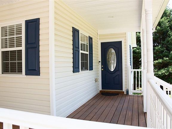 3rd image of 678 Shadow Mountain Ln