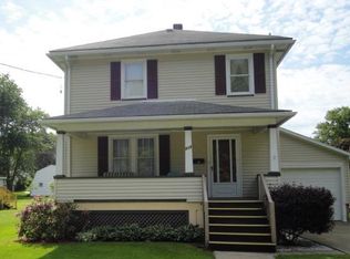 418 Rainey Ave, Grove City, PA 16127
