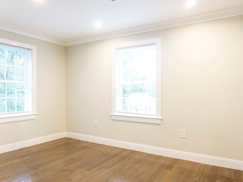 2nd image of 17 Dana Rd #House