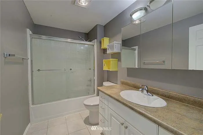 4012 S 158th St #H — Photo 10