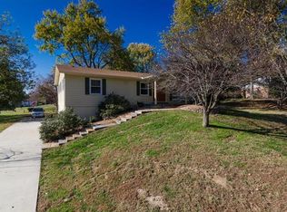 76 Lucinda Dr, Glen Carbon, IL