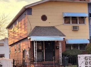 832 Crescent St, Brooklyn, NY 11208