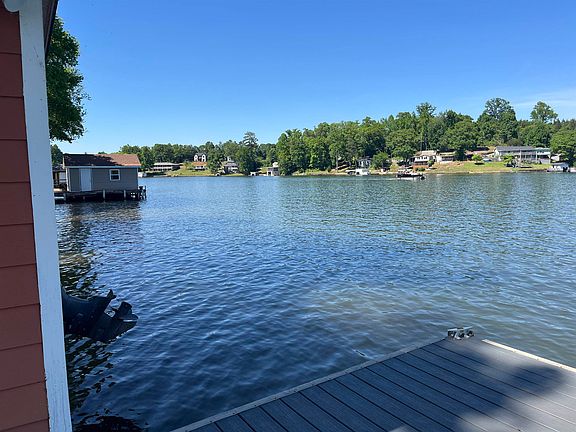 3rd image of 180 Lake Lyman Hts