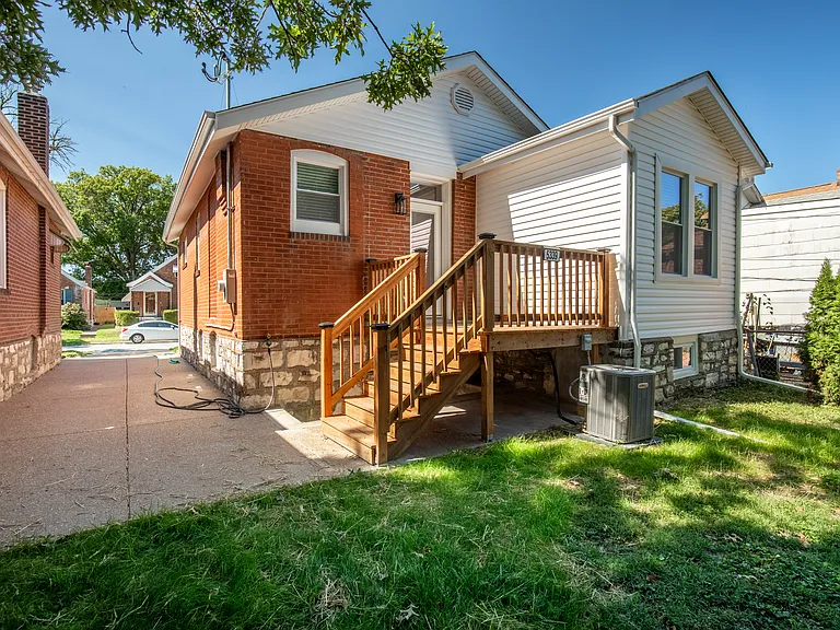 5339 Robert Ave — Photo 20