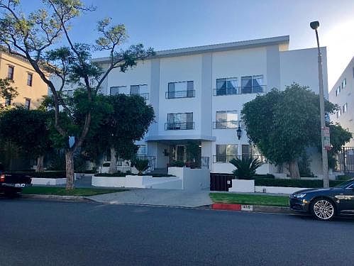 1st image of 415 N Oakhurst Dr APT 303