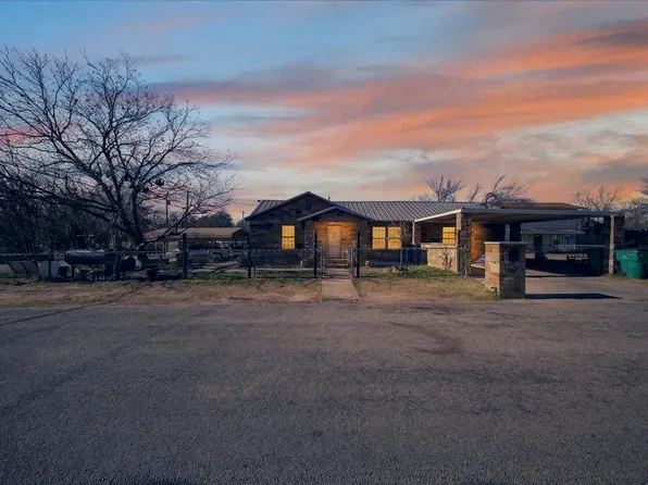 1310 N Estes St, Stephenville, TX 76401