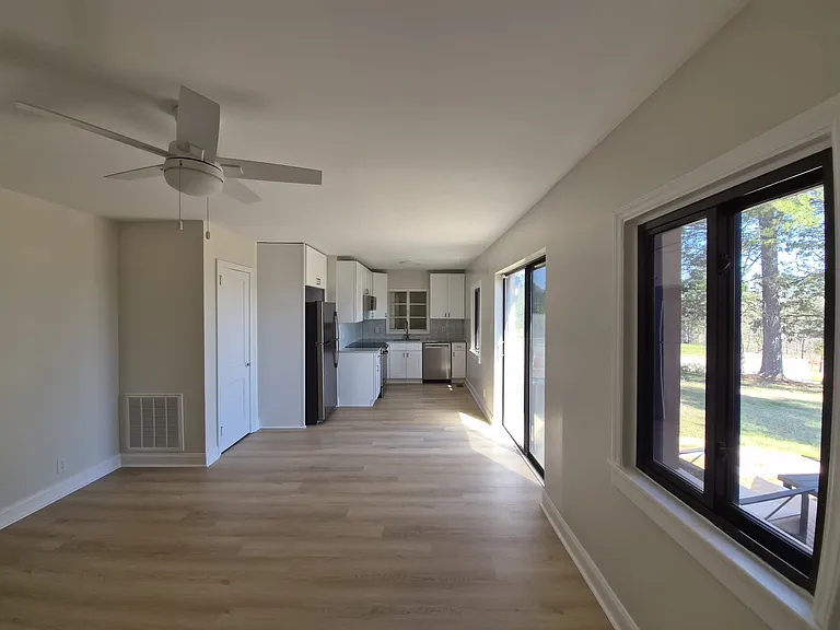 1413 Doc Nichols Rd #B — Photo 9