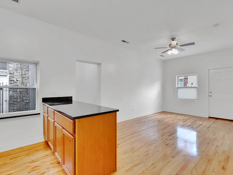 1942 S May St #CH1 — Photo 3