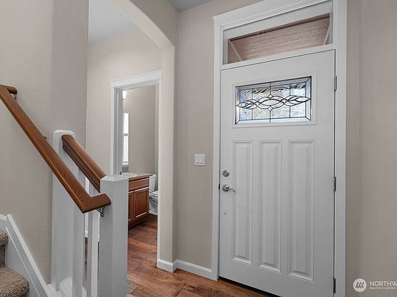 4th image of 4322 Dudley Drive NE