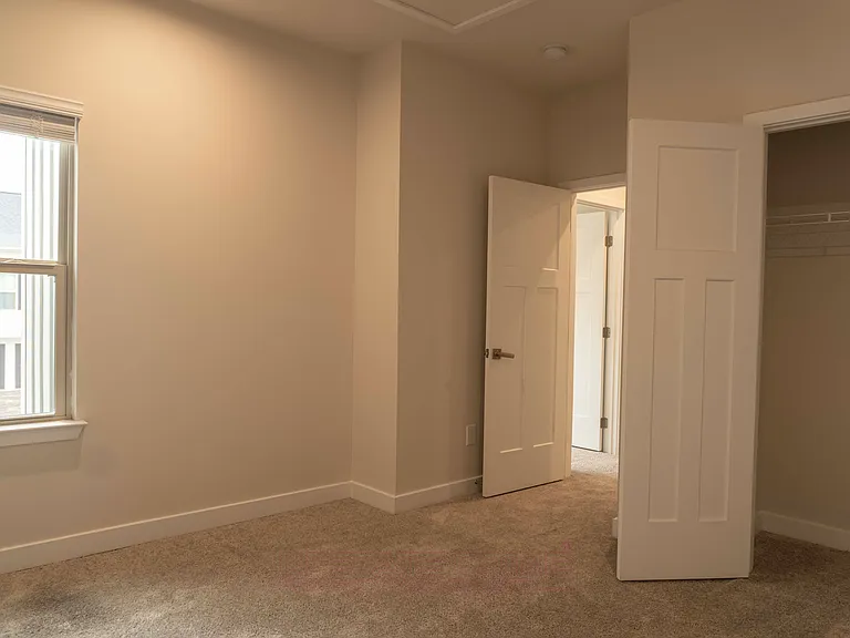 8 Questover Dr — Photo 23