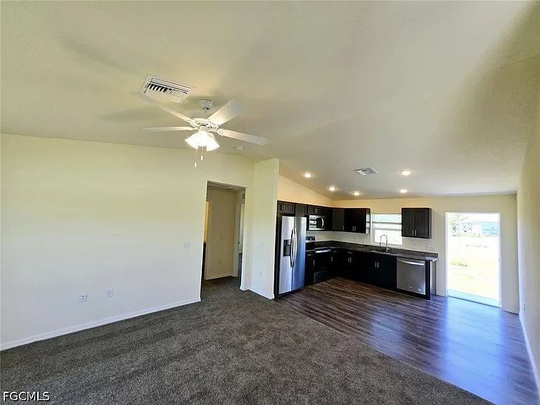 1117 Solar Ct — Photo 5