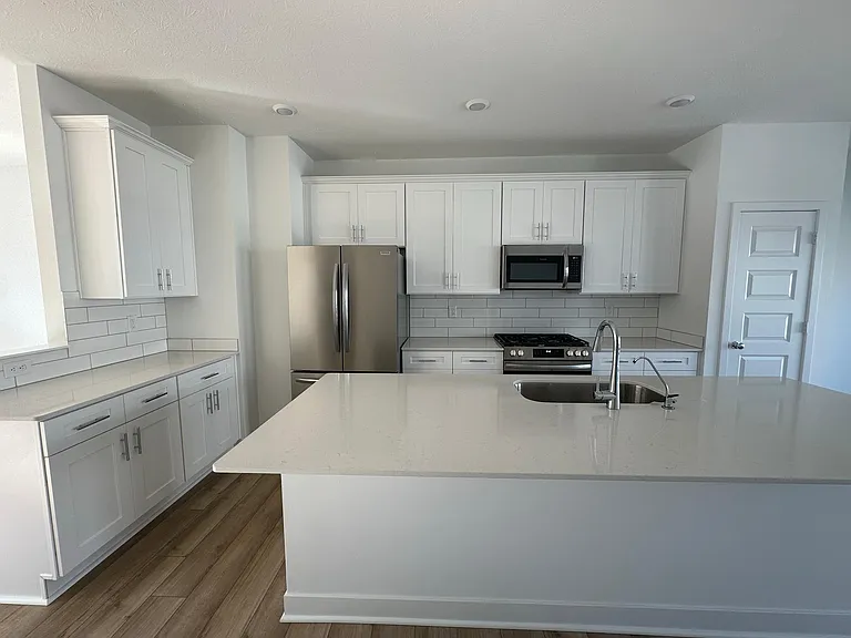 9321 Benton Dr — Photo 17