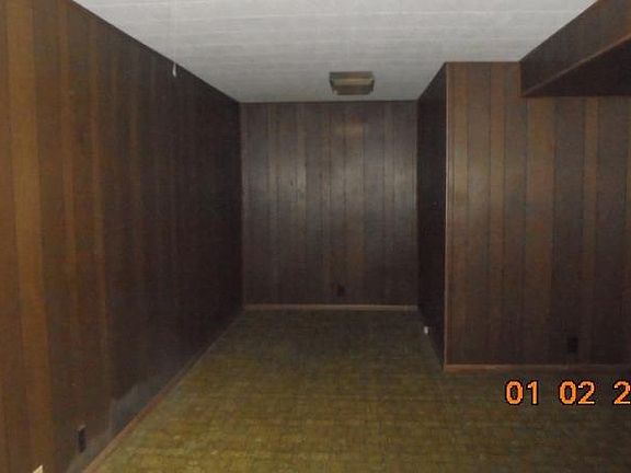 3rd image of 1504 Thompson Dr