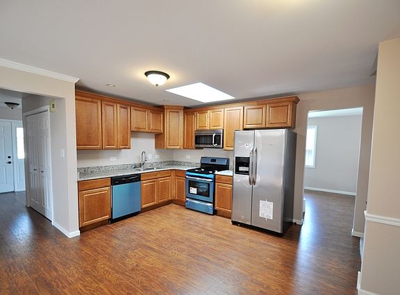 2nd image of 10107 W Parkview Dr