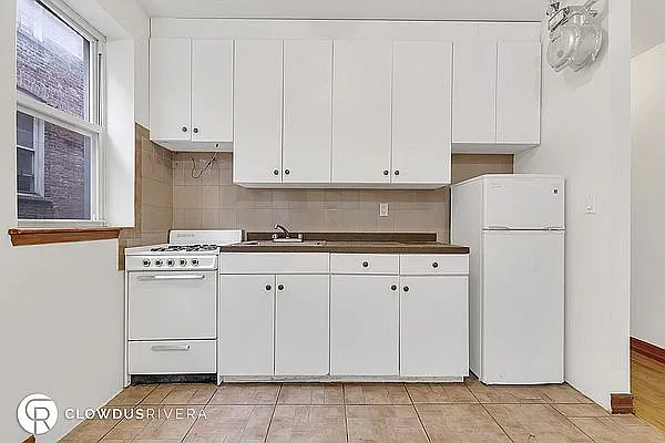 Rented by Cooper & Cooper Real Estate | media 13