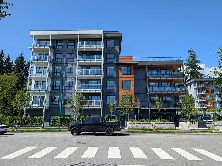 3594 Malsum Dr #213 — Photo 16