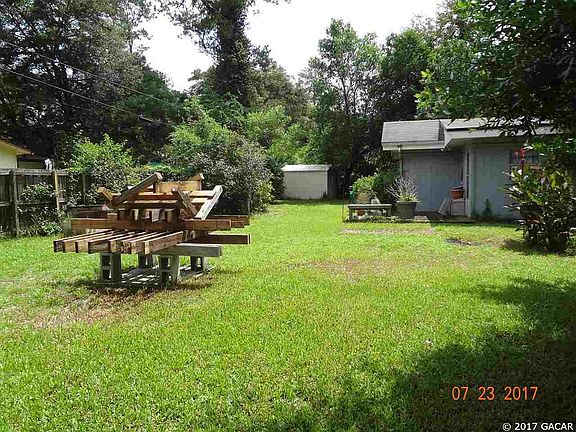 5th image of 3320 NW 29th Ave
