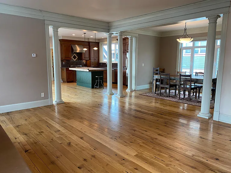 821 Broad St — Photo 4